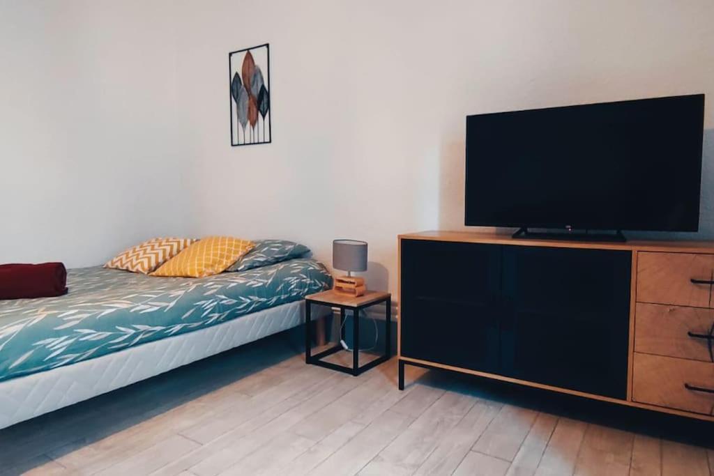 L'Urbain B - Tout Equipe - Centre-Ville Gare Montluçon Dış mekan fotoğraf